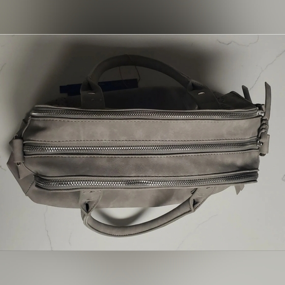 Violet Ray NYC Women's Trendy & Fashionable Gray Crossbody Handbag Faux Leather - Picture 3 of 5